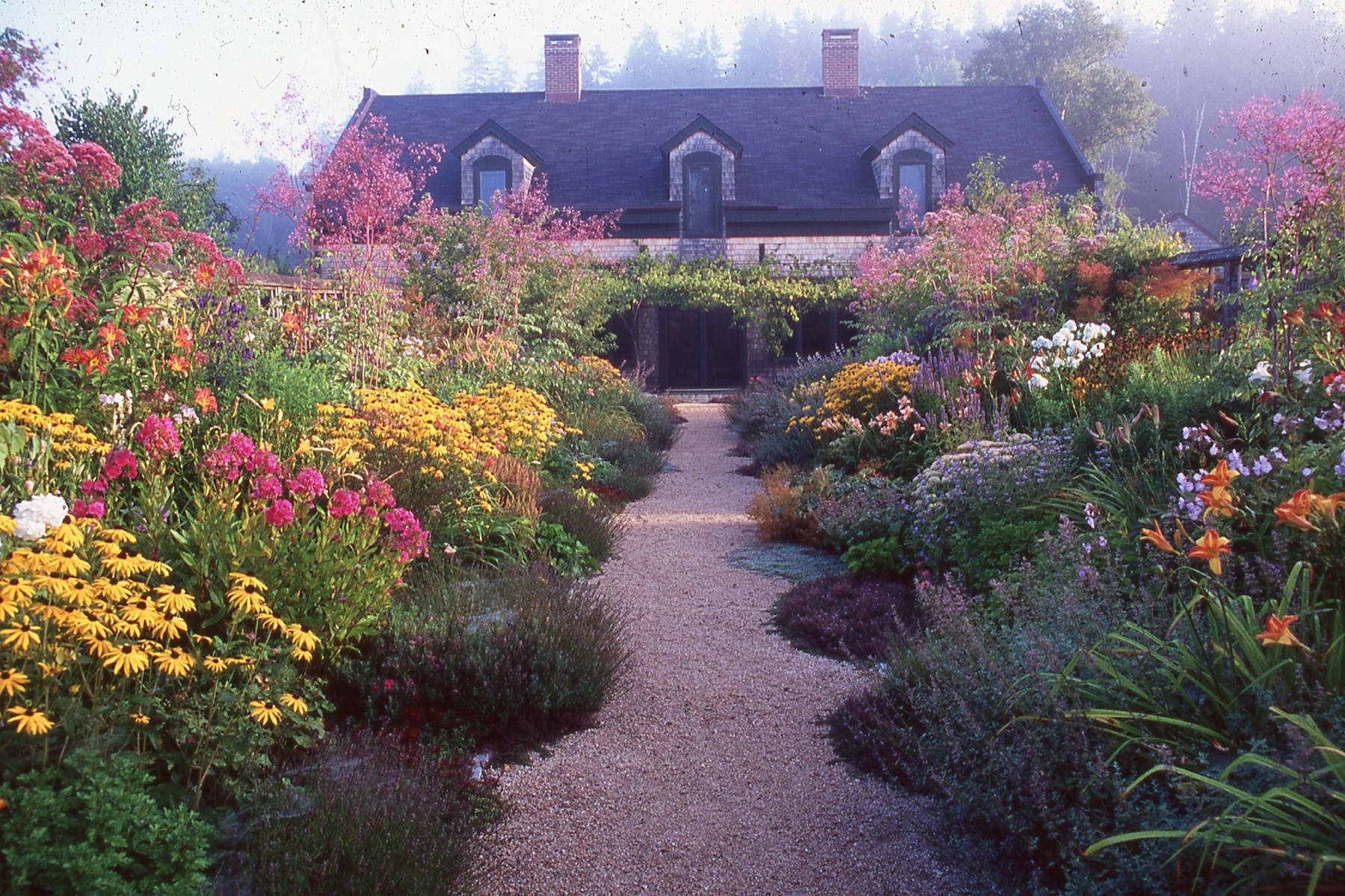 Flower production on a small vegetable farm Growing for Market